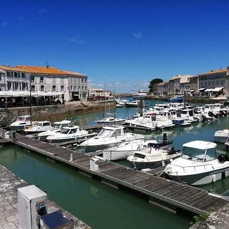 Appartement Elegant Avec Vue Sur Le Port Saint-Martin-de-Re Exterior photo