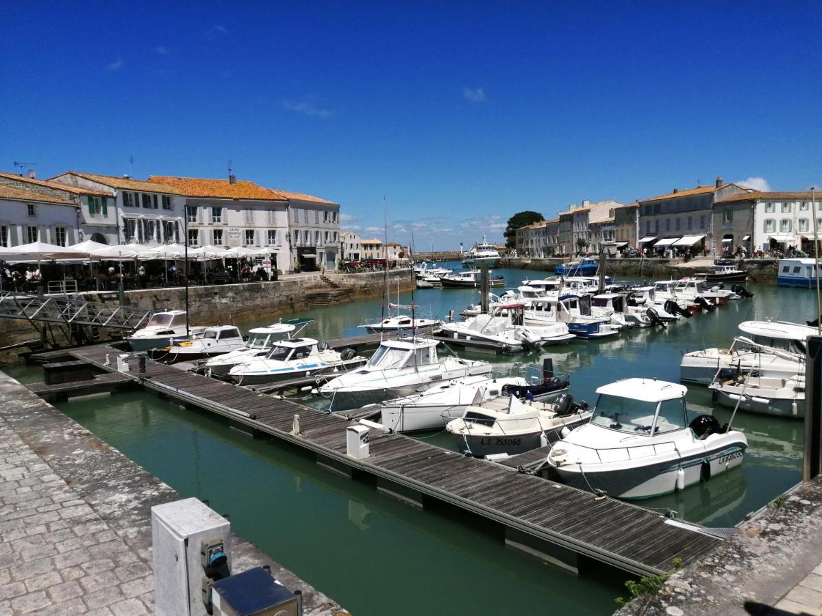 Appartement Elegant Avec Vue Sur Le Port Saint-Martin-de-Re Exterior photo