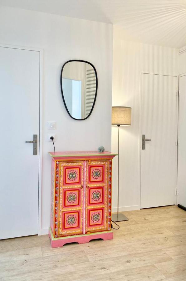 Appartement Elegant Avec Vue Sur Le Port Saint-Martin-de-Re Exterior photo