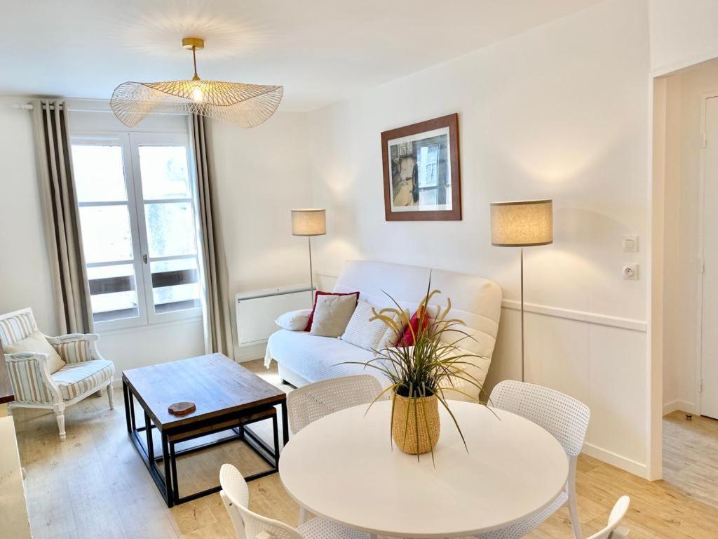 Appartement Elegant Avec Vue Sur Le Port Saint-Martin-de-Re Exterior photo